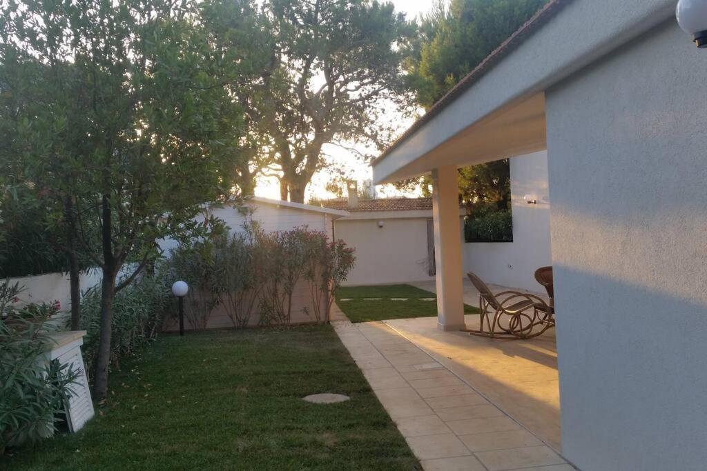 Villa A Marina Di Ostuni Bagian luar foto